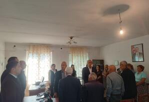 “Şəfəq qəsəbə” ərazi partiya təşkilatında partiya fəallarının iştirakı ilə tədbir keçirilib - FOTOLAR