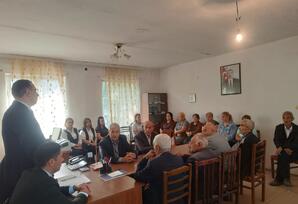 “Şəfəq qəsəbə” ərazi partiya təşkilatında partiya fəallarının iştirakı ilə tədbir keçirilib - FOTOLAR