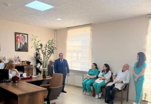 YAP Nərimanov rayon təşkilatında VIII Qurultaydan irəli gələn yeni hədəflərin müzarikəsi ilə bağlı görüş keçirilib - FOTOLAR