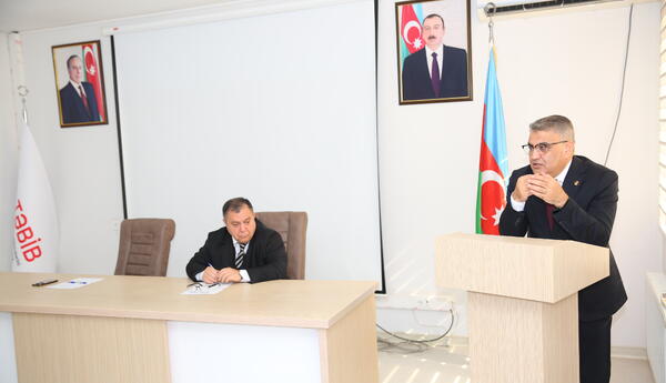 Binəqədi rayon təşkilatının M.Ə.Rəsulzadə qəsəbəsi, Azadlıq prospekti 195 ünvanlı ərazi partiya təşkilatında görüş keçirildi