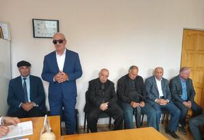 Ağsaqqalların cəmiyyətdə rolu