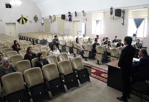 YAP Salyan rayon təşkilatının Kukla Teatrı ərazi partiya təşkilatında növbəti tədbir keçirilib - FOTO