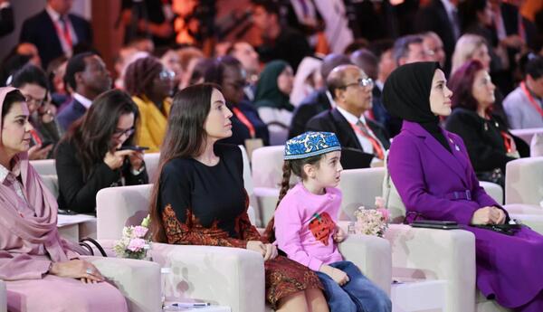 Leyla Əliyeva Səmərqənddə Uşaqların rifahına investisiya mövzusunda Ümumdünya Sammitinin açılışında iştirak edib