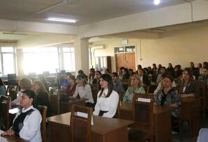 YAP Sabunçu rayon təşkilatının ərazi partiya təşkilatlarında VIII Qurultaydan irəli gələn vəzifələr müzakirə olunub