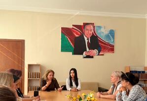 YAP Nərimanov rayon təşkilatının Ərazi Partiya Təşkilatlarında VIII Qurultayın müəyyən etdiyi vəzifələr üzrə işlərin davam etdirilməsi müzakirə olunub - FOTO