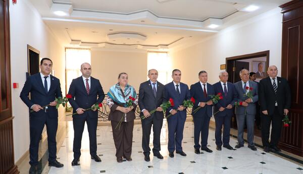 “Qərbi Azərbaycan – milli yaddaşımızın ünvanı” mövzusunda tədbir keçirilib - FOTOLAR