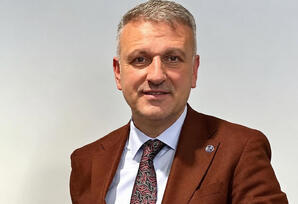 Ərdoğan Oqtay Saralı vəzifəsindən azad edib - TƏCİLİ