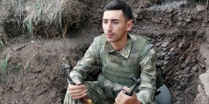 Rəşid öz Vətənini çox sevirdi - FOTO
