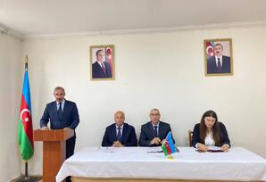 YAP Oğuz rayon təşkilatında VIII Qurultaydan irəli gələn məsələlər müzakirə olunur