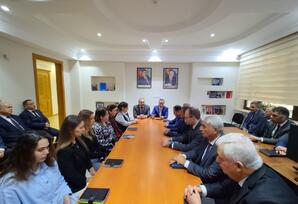 VIII Qurultayın vəzifələri YAP Nərimanov rayon təşkilatının Ərazi Partiya Təşkilatlarında  müzakirə olunub
