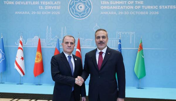 Ceyhun Bayramov Ankarada Hakan Fidanla görüşüb