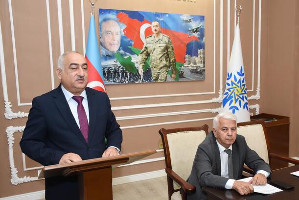 Qaradağ rayonunda YAP-ın VIII Qurultayında müzakirə olunmuş məsələlərə həsr olunmuş müşavirə keçirilib