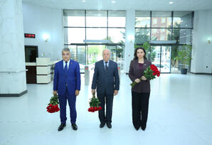 Binəqədi rayonu, Ağasadıq Gəraybəyli küçəsi 63 (AZƏRTAC) ünvanlı ərazi partiya təşkilatında müşavirə keçirilib