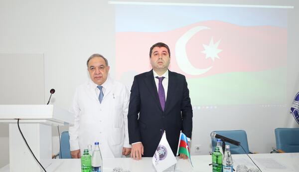 Azərbaycan Respublikası Səhiyyə Nazirliyi Akademik Mustafa Topçubaşov adına Elmi Cərrahiyyə Mərkəzində müşavirə keçirilib