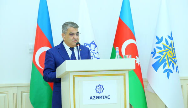 Binəqədi rayonu, Ağasadıq Gəraybəyli küçəsi 63 (AZƏRTAC) ünvanlı ərazi partiya təşkilatında müşavirə keçirilib